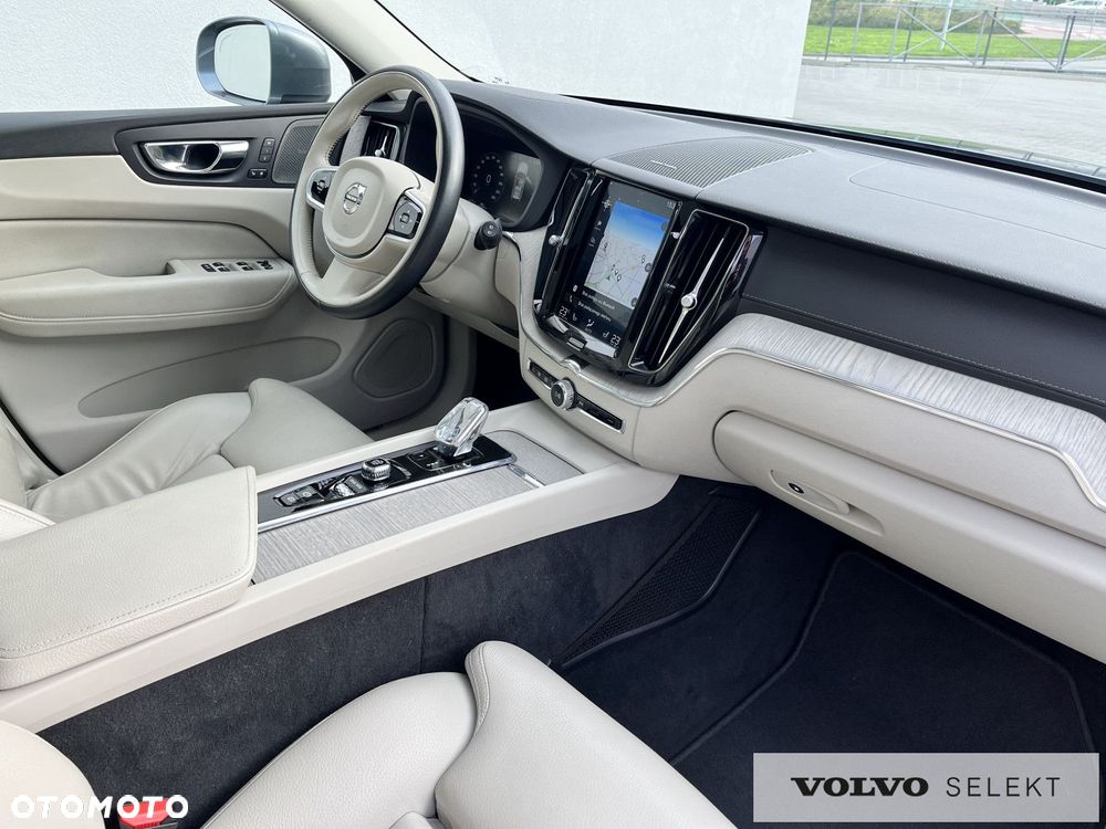 Volvo XC 60 - 33