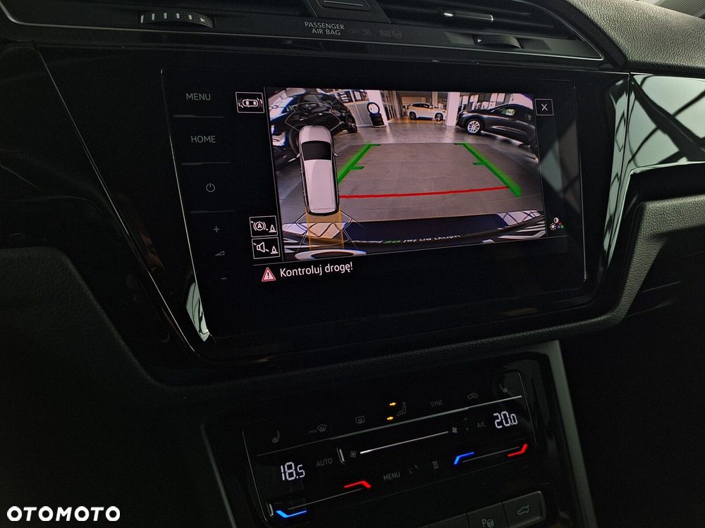 Volkswagen Touran 2.0 TDI BMT Comfortline DSG - 29