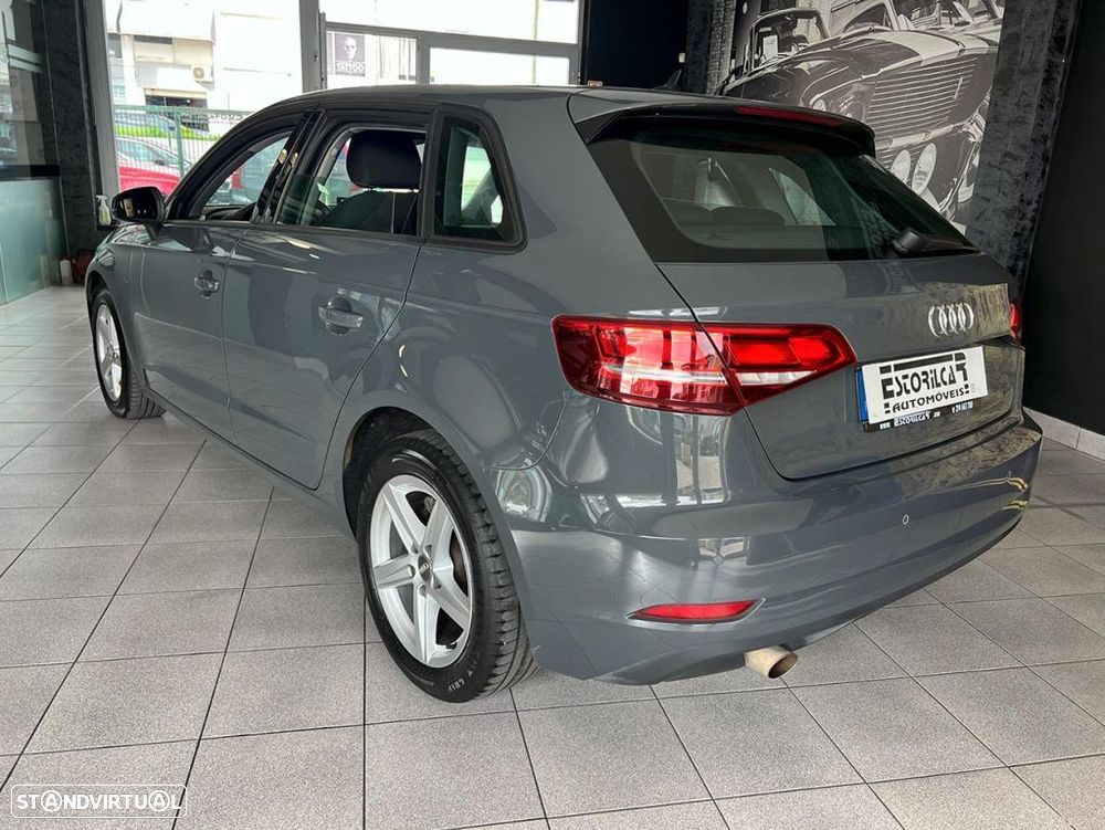 Audi A3 Sportback 30 TFSI - 4