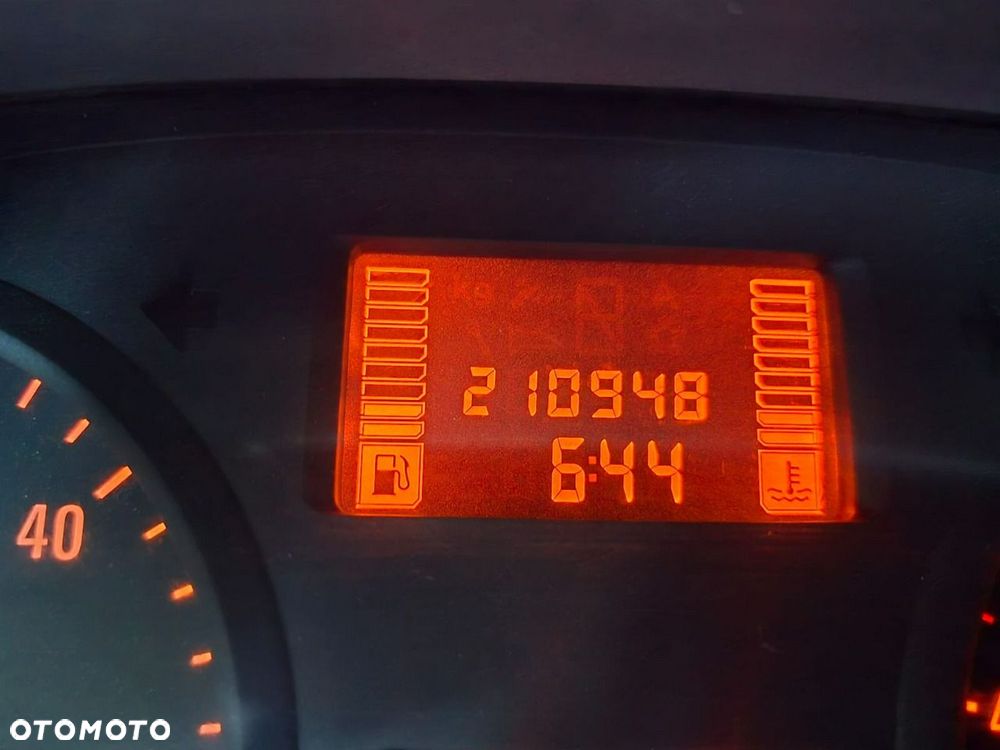 Renault Master - 15