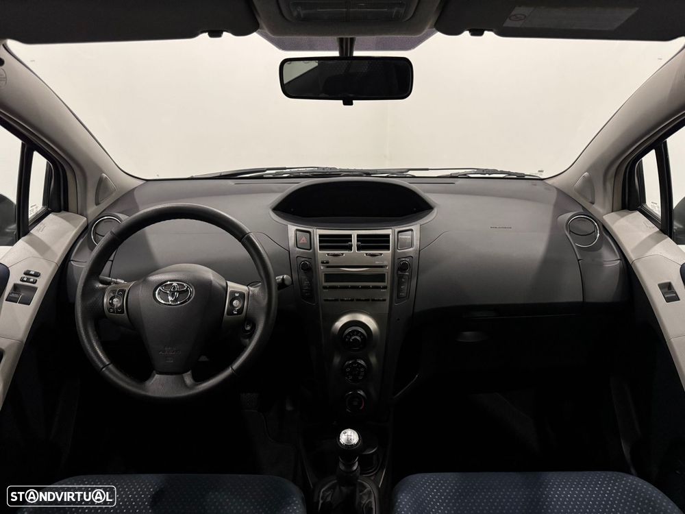 Toyota Yaris 1.4 D-4D SE Sport - 30