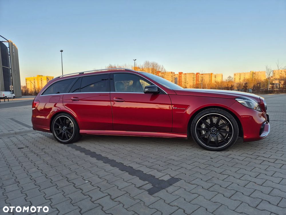 Mercedes-Benz Klasa E 63 AMG 4Matic AMG Speedshift MCT - 27