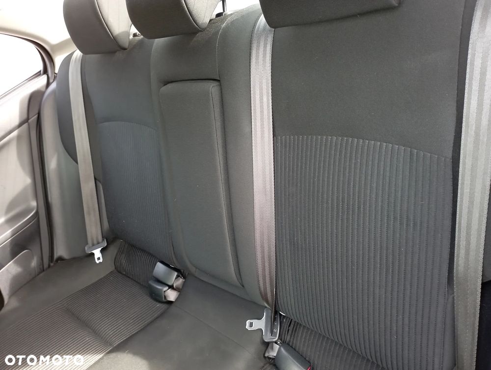 Mitsubishi Lancer 1.6 Intense - 5