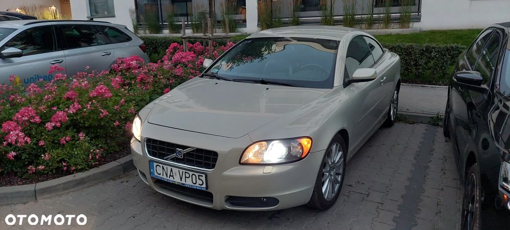 Volvo C70 2.4D5 Momentum - 20