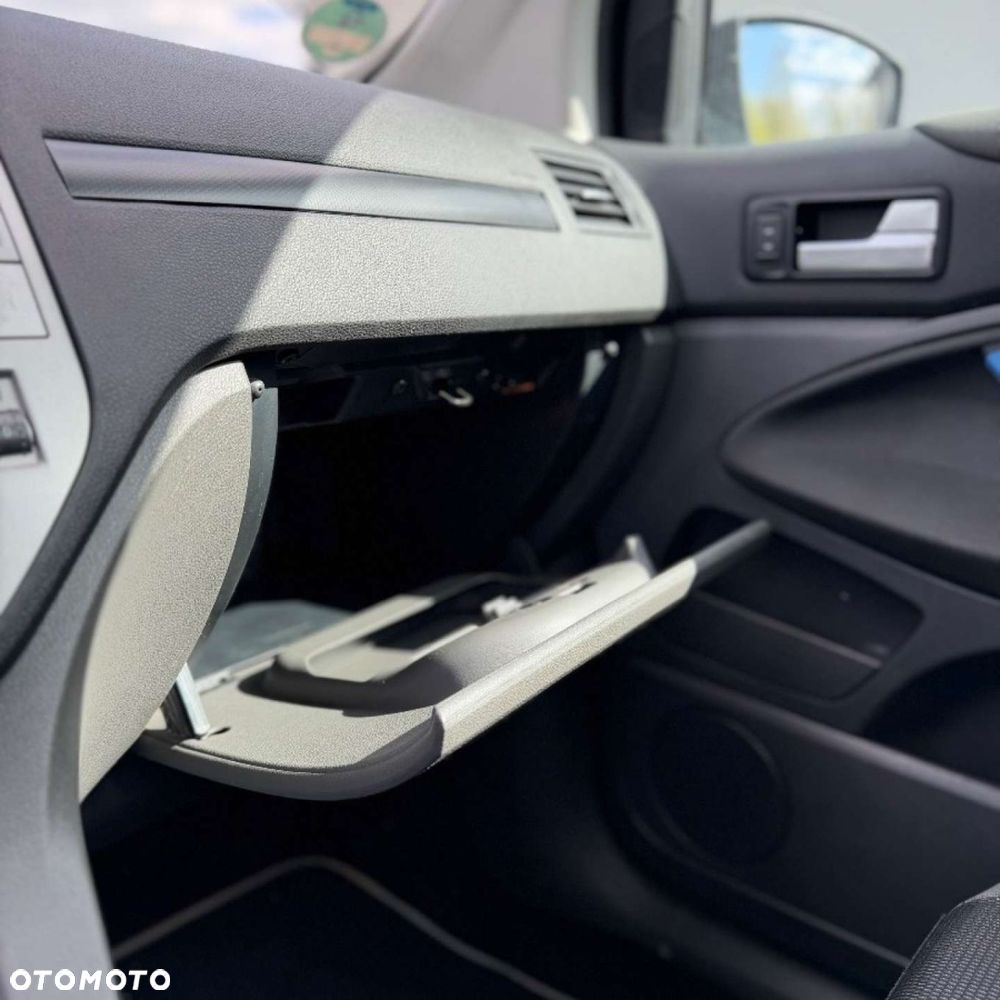 Ford Kuga 2.0 TDCi Titanium - 20