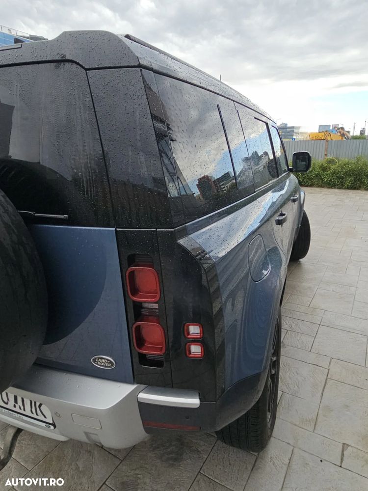 Land Rover Defender 110 2.0L D240 S - 10
