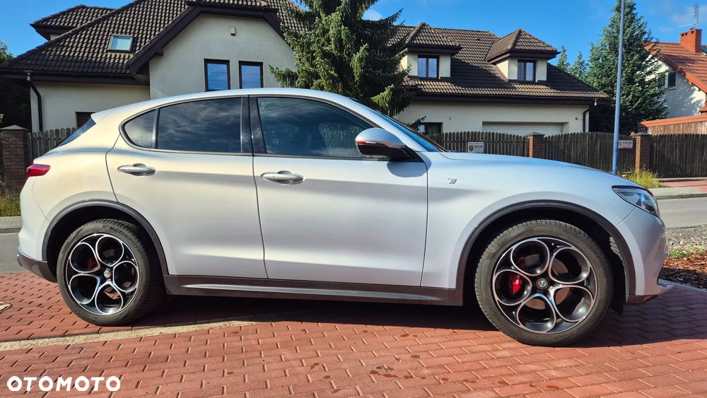 Alfa Romeo Stelvio 2.0 Turbo TI Q4 - 5