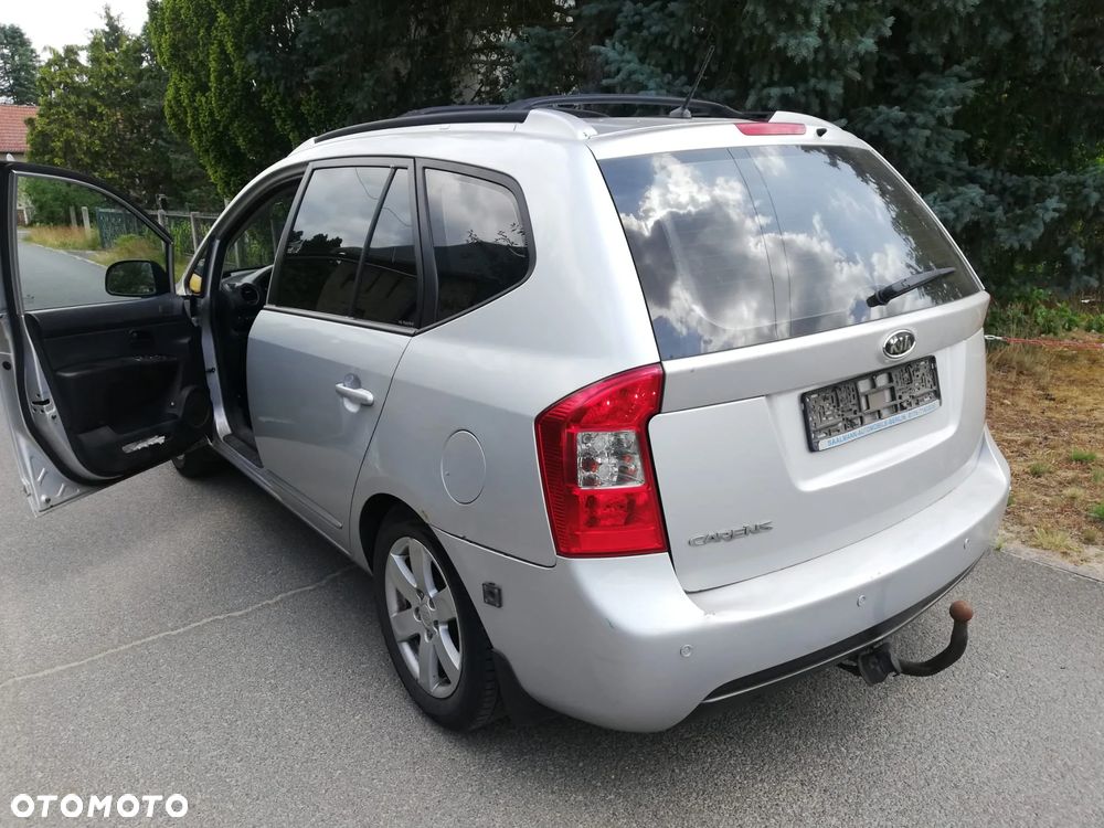 Kia Carens 2.0 EX - 2