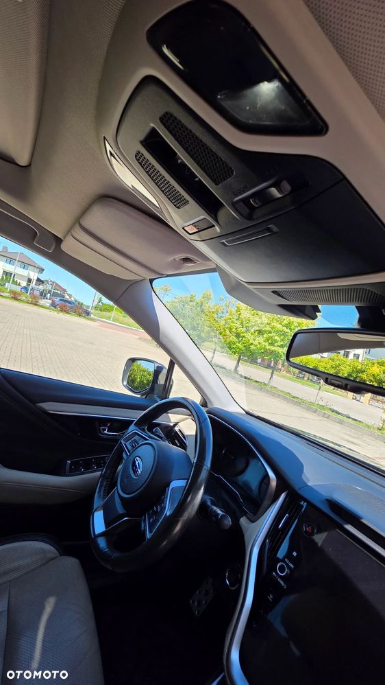 Subaru Outback 2.5i Platinum (EyeSight) Lineartronic - 35
