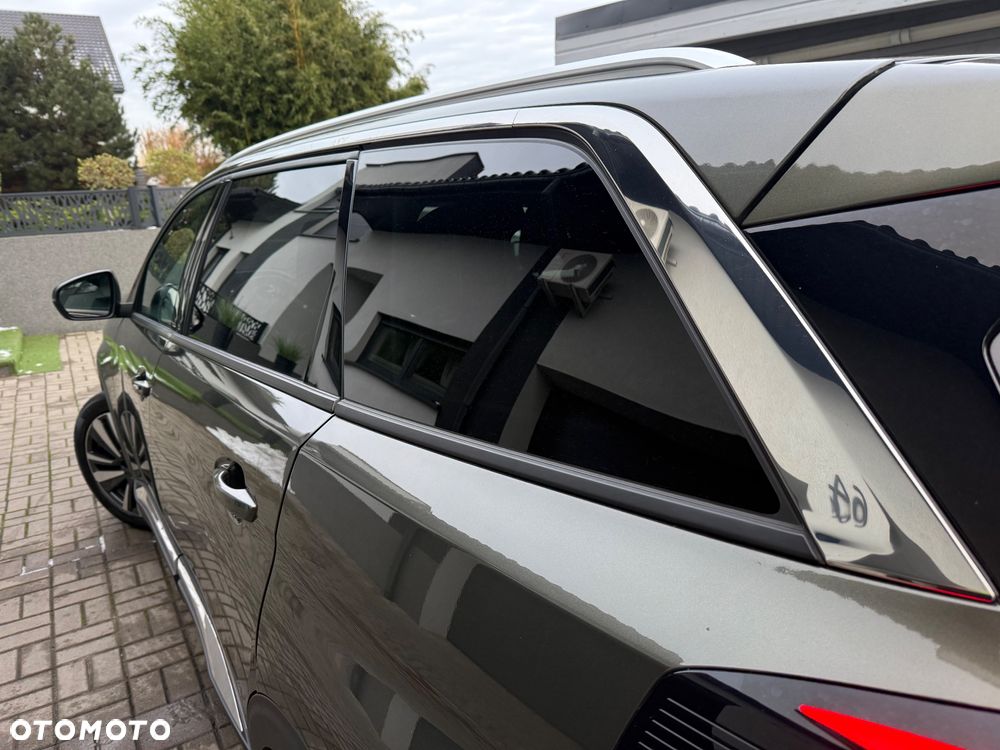 Peugeot 5008 - 19