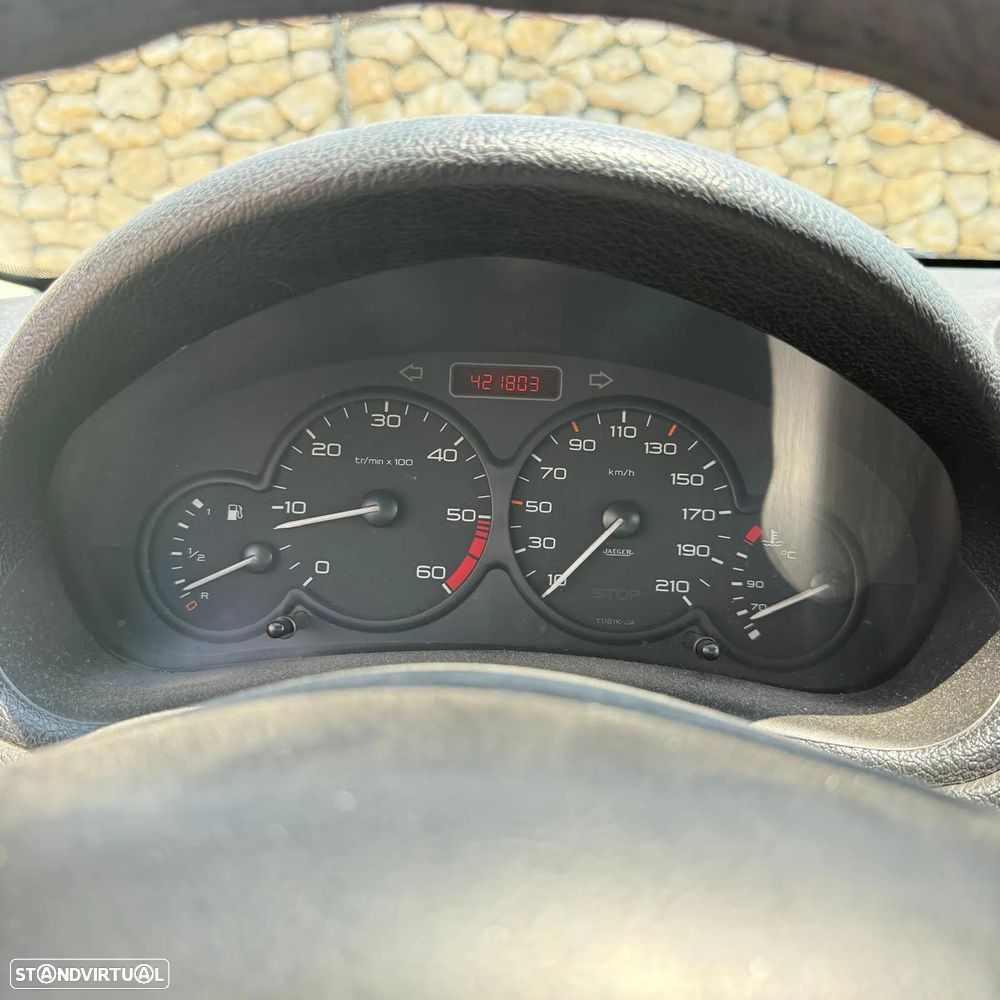 Peugeot 206 1.4 HDi XT - 10