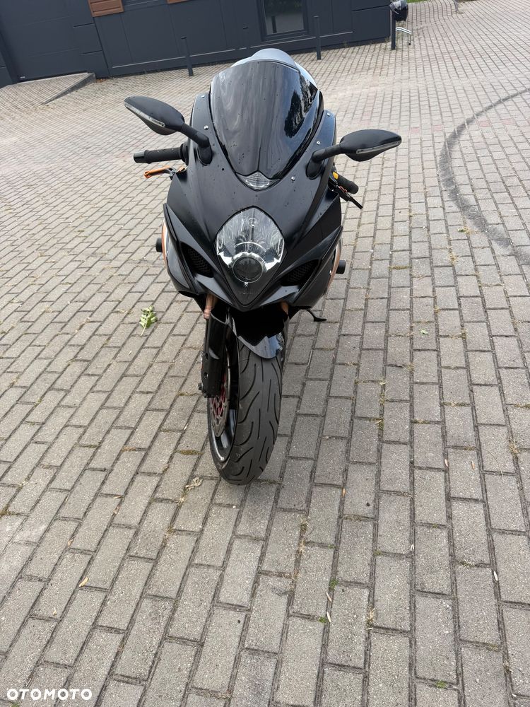 Suzuki GSX-R - 7