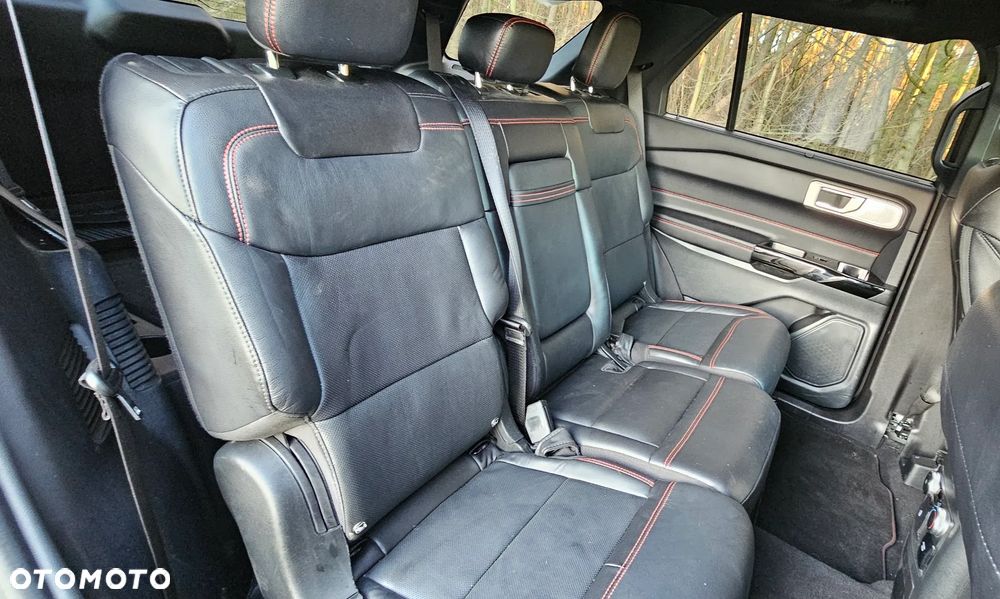 Ford Explorer EcoBoost Plug-in Hybrid ST-LINE - 19