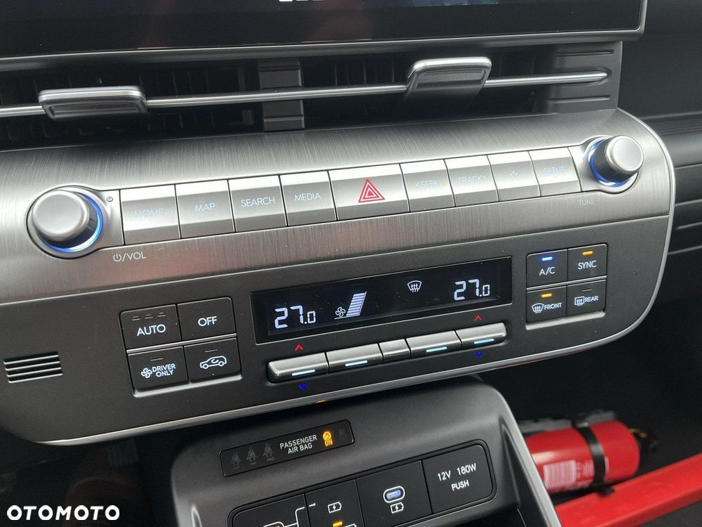 Hyundai Kona 64kWh Executive - 27