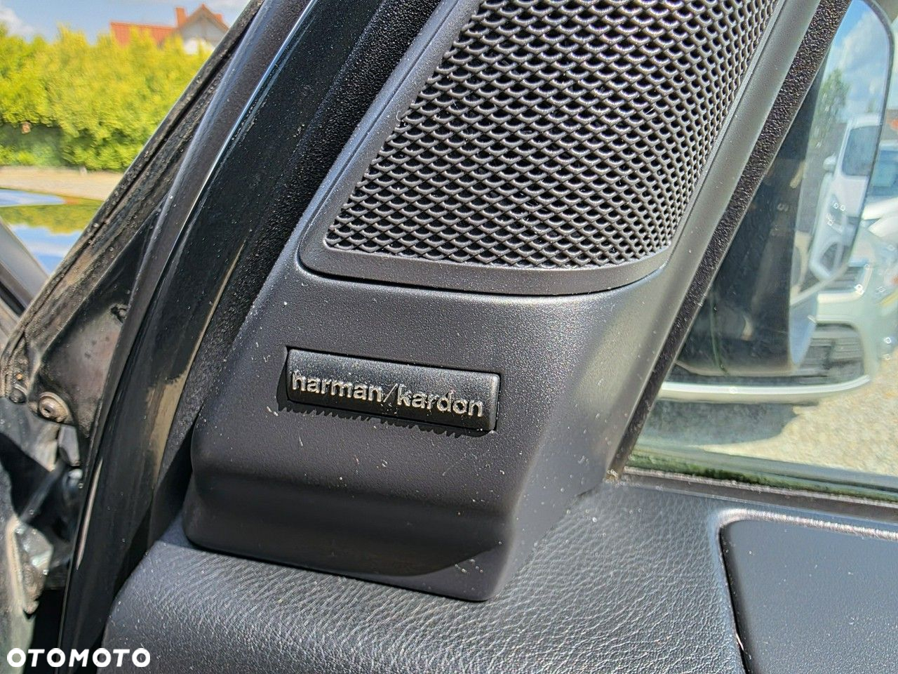 Land Rover Discovery IV 2.7D V6 S - 21