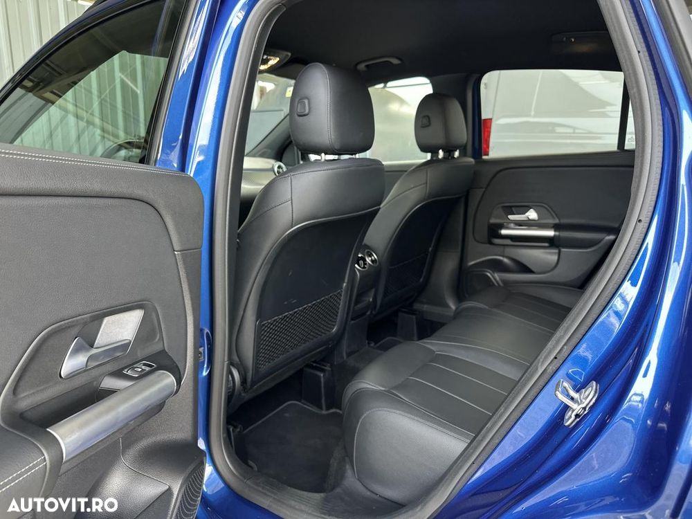 Mercedes-Benz GLA 200 d 4MATIC Aut. - 11