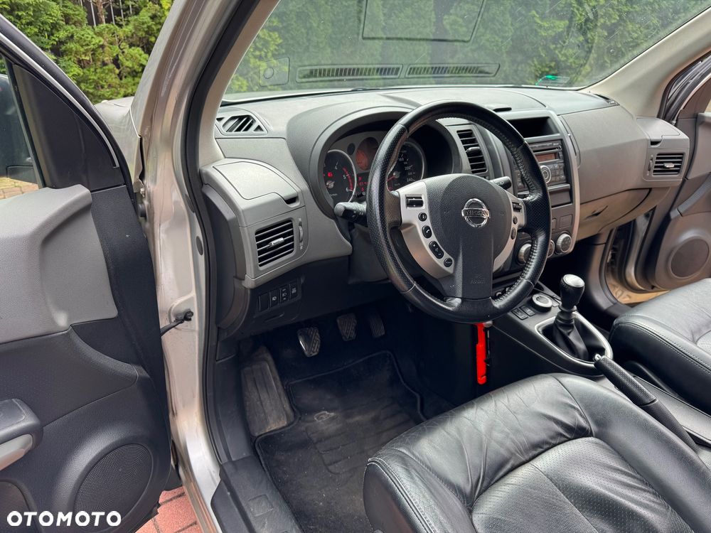 Nissan X-Trail 2.0 dCi LE - 10