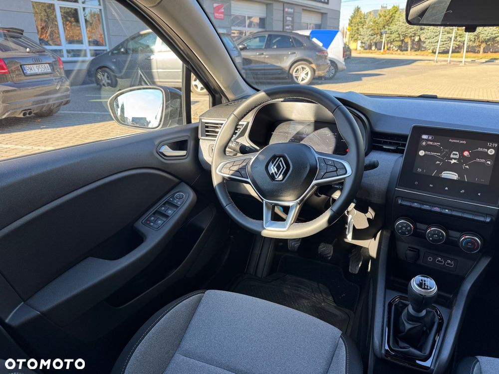 Renault Clio TCe 100 INTENS - 15