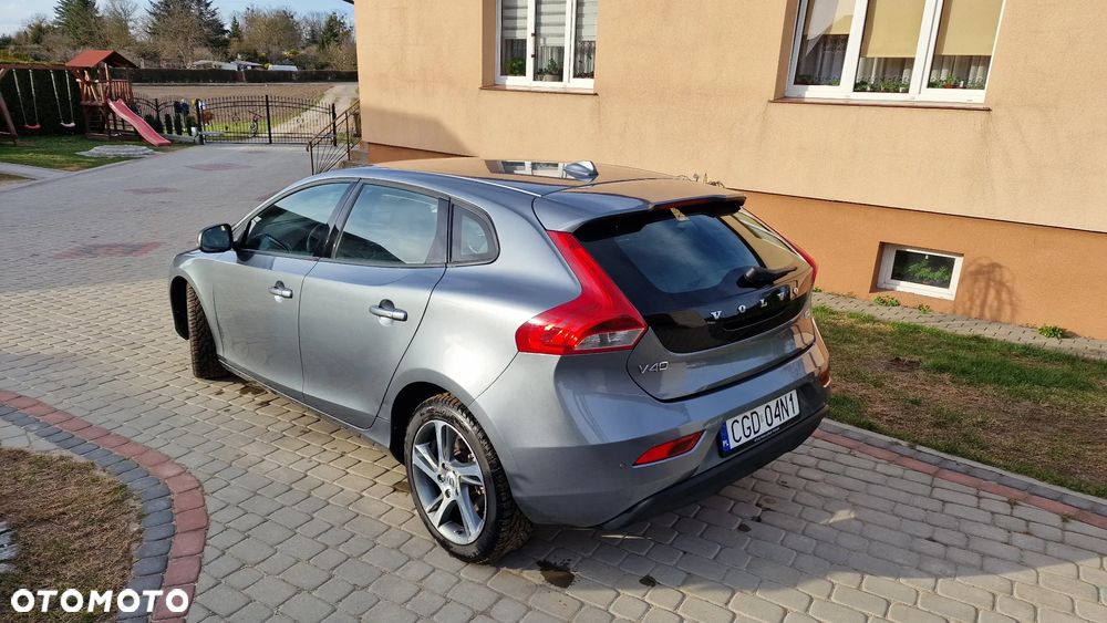 Volvo V40 D2 Geartronic Momentum - 6
