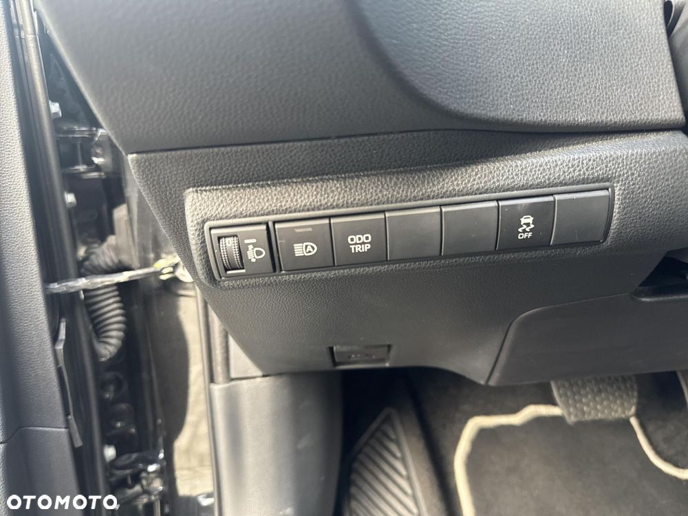 Toyota Corolla 1.8 Hybrid Comfort - 20