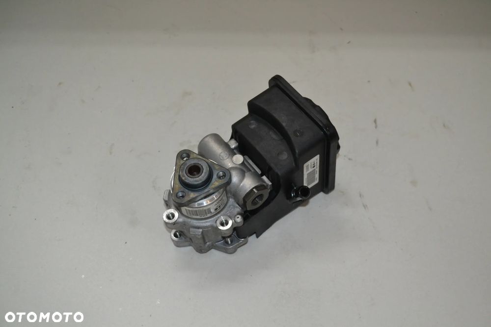 BMW 3 E46E81 E87 E90 E91 X3 E83 POMPA WSPOMAGANIA ZF 7692974 - 1