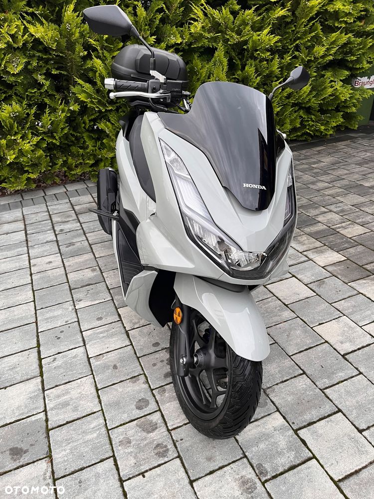 Honda PCX - 1