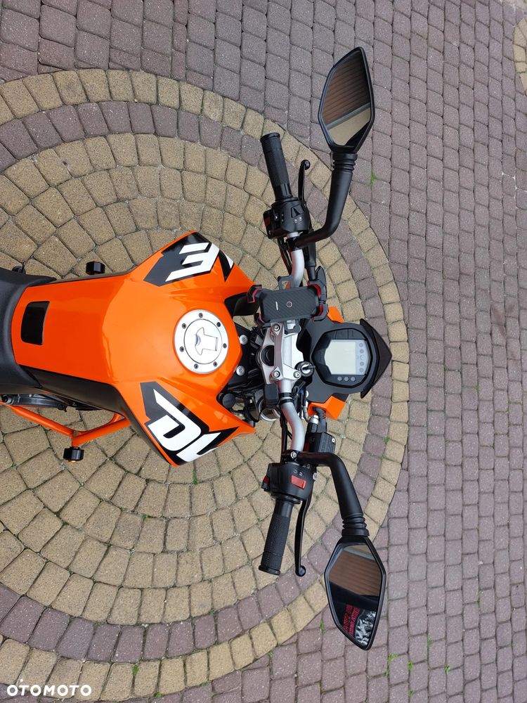 KTM Duke 125 - 24
