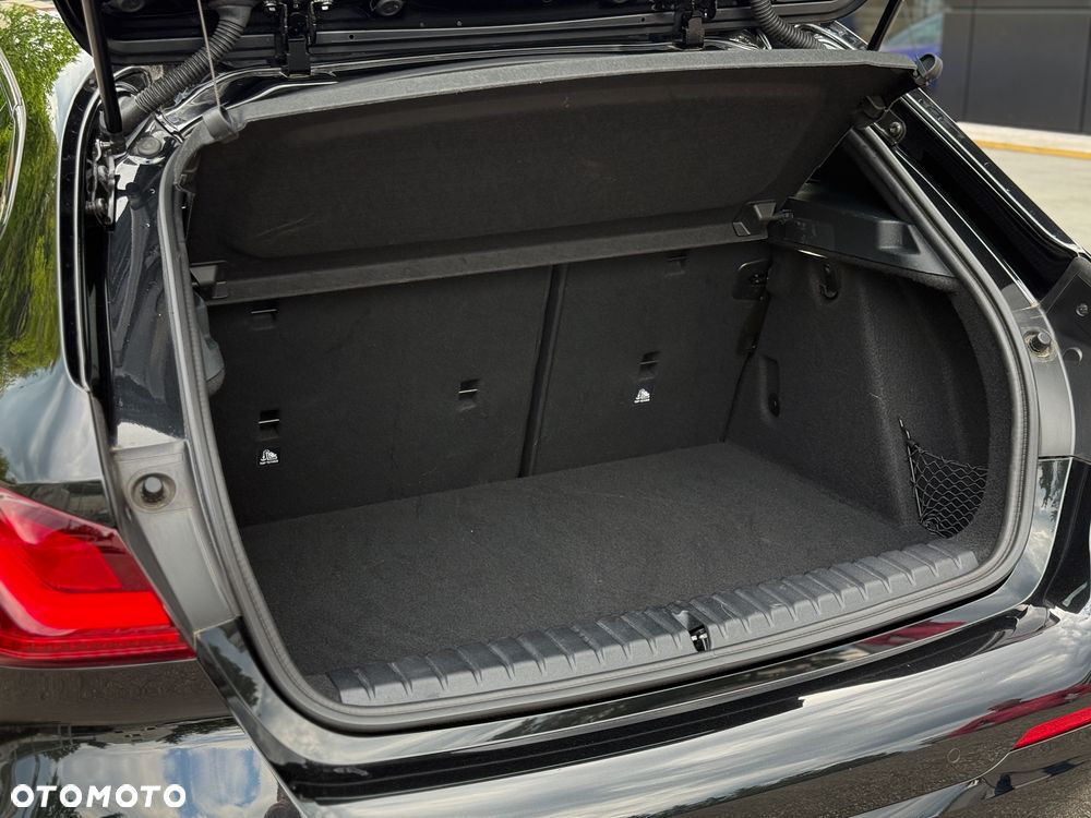 BMW Seria 1 120d xDrive M Sport sport - 18