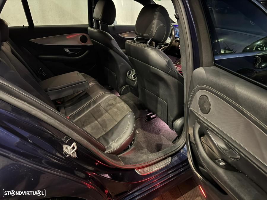 Mercedes-Benz E 220 d AMG 7L - 9