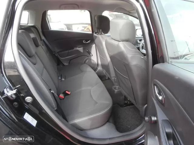 Renault Clio Sport Tourer 0.9 TCE Confort - 22