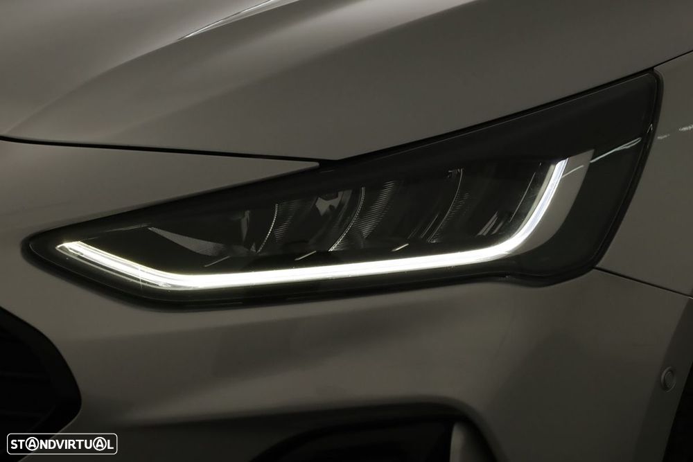 Ford Focus SW 1.0 EcoBoost MHEV ST-Line X Aut. - 6