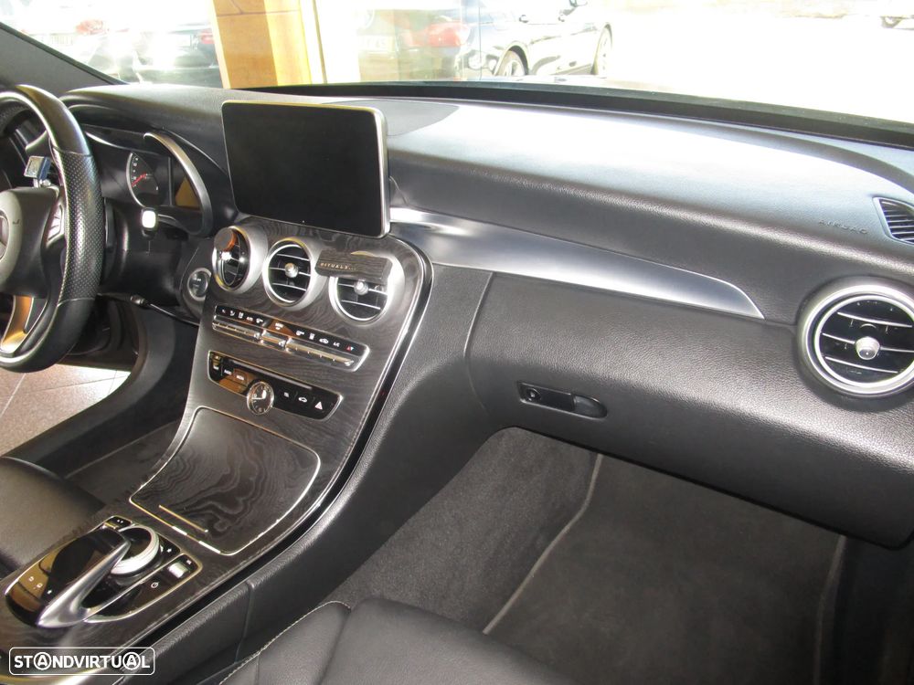Mercedes-Benz C 350 e - 29