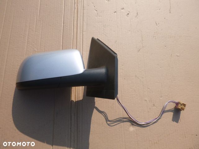 LUSTERKO PRAWE ELEKTRYCZNE VOLKSWAGEN POLO 9N 5 PINÓW - 1