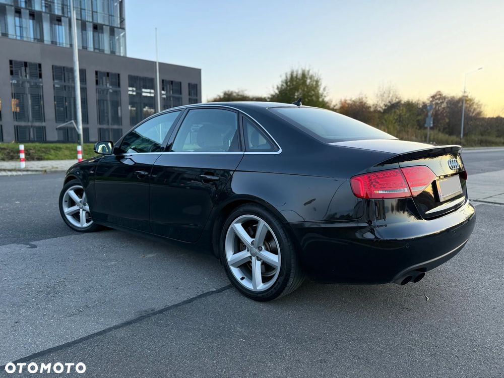 Audi A4 Limousine 1.8 TFSI S line Sportpaket - 17