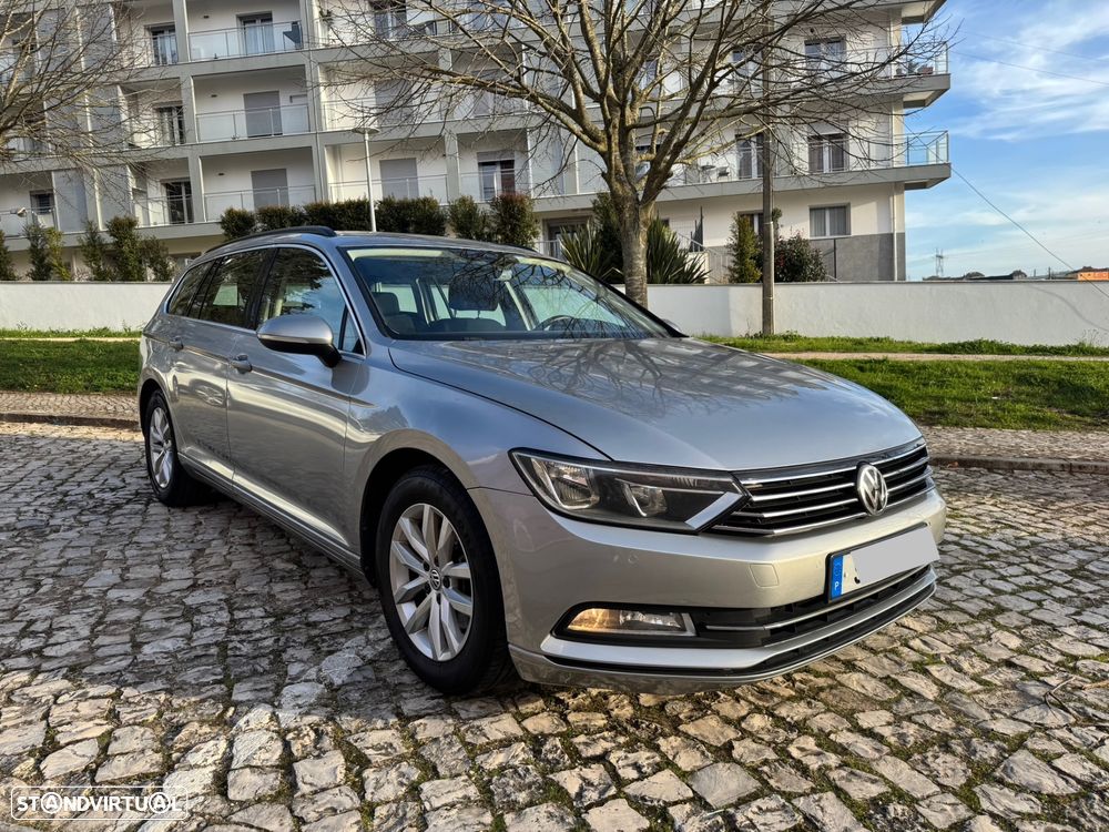 VW Passat Variant 2.0 TDi Confortline - 1