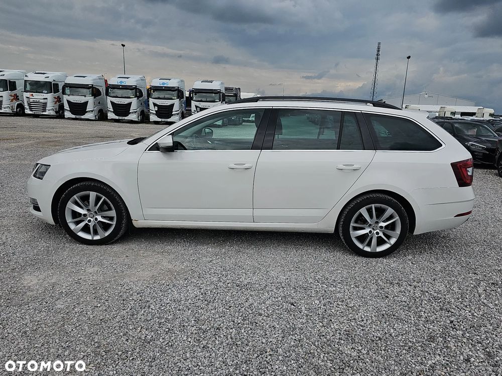 Skoda Octavia 2.0 TDI 4x4 Style DSG - 9