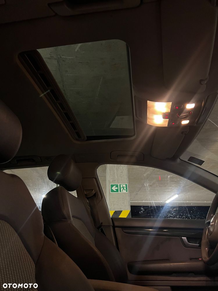 Audi A4 Avant 1.9 TDI Multitronic - 16