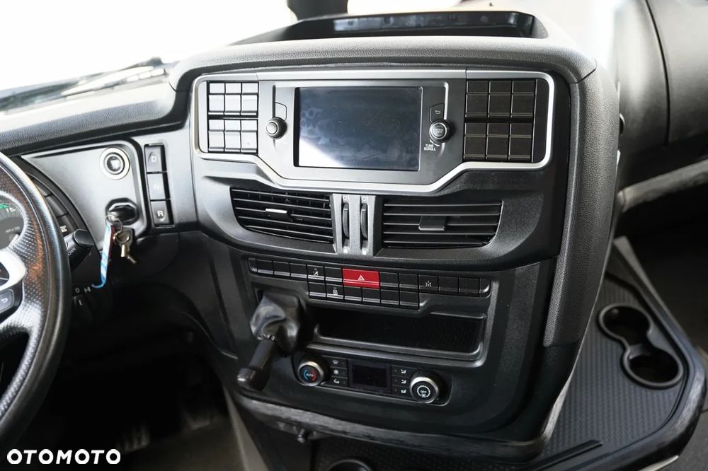 Iveco S-WAY / 490 / RETARDER / KLIMA POSTOJOWA / 2023 R - 29