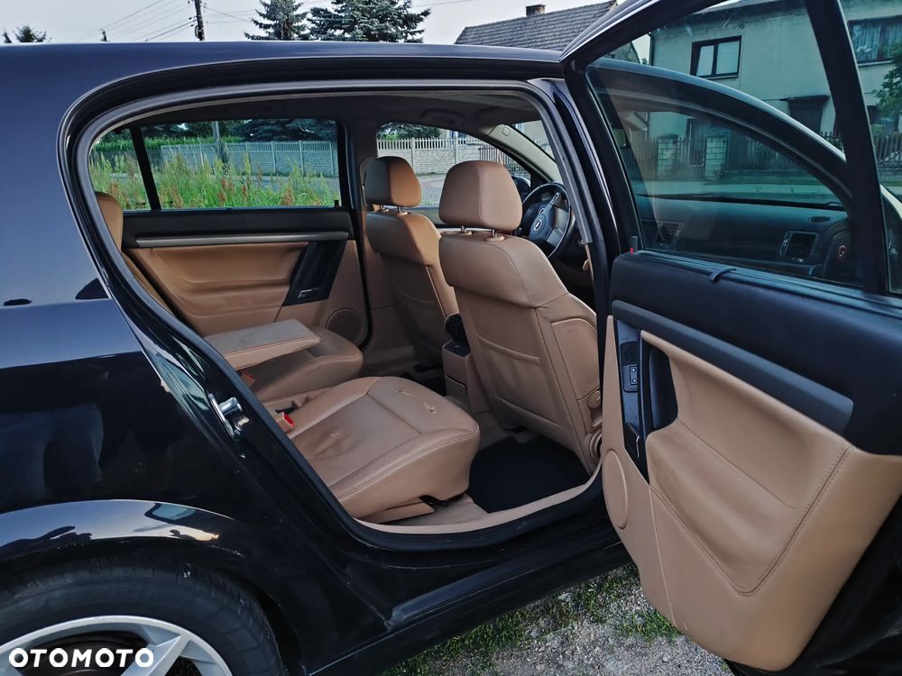 Opel Signum 1.9 CDTI Cosmo - 9