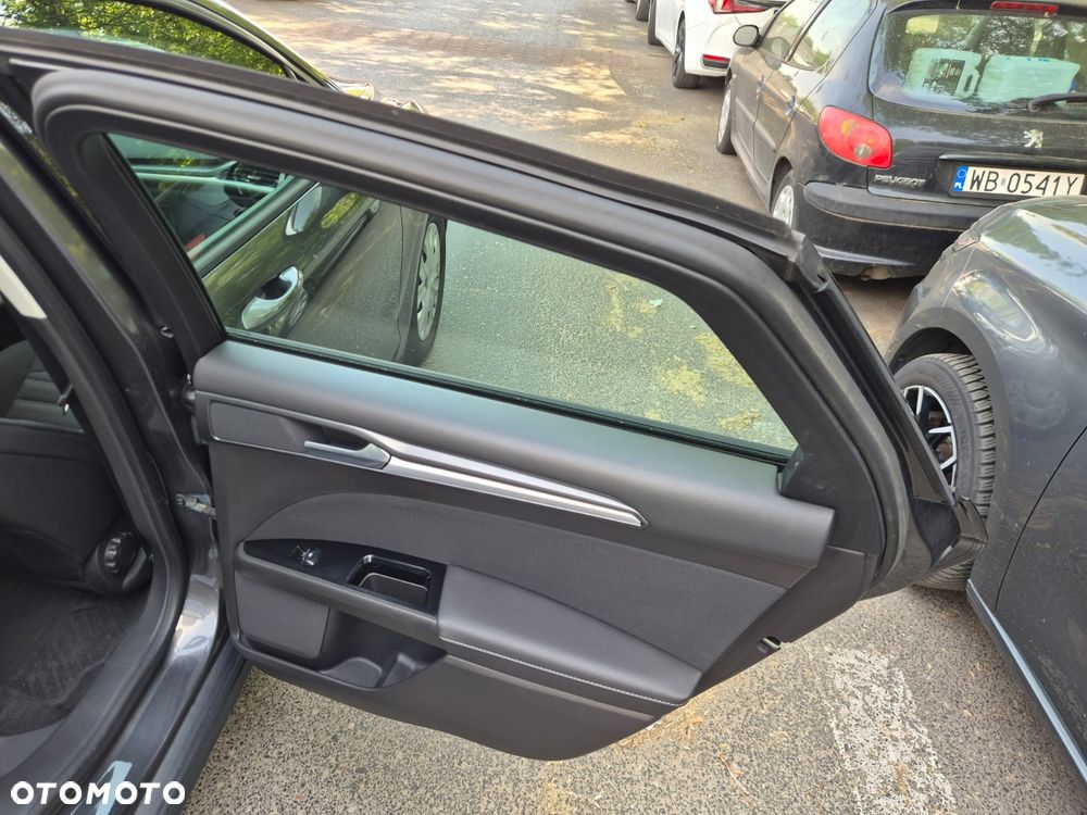 Ford Mondeo 1.5 EcoBoost Trend - 26