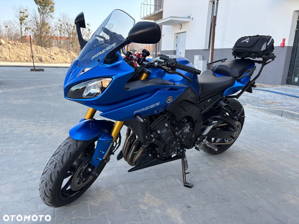 Yamaha FZ8 - 4