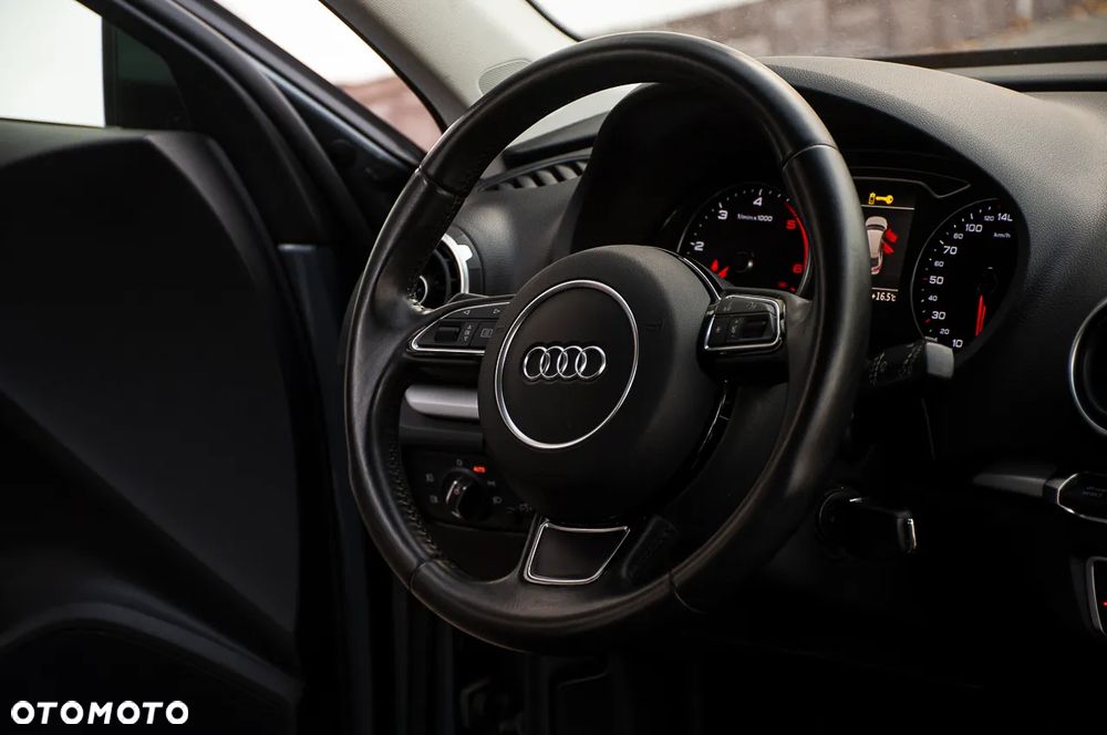 Audi A3 Sportback 2.0 TDI (clean diesel) Ambiente - 26