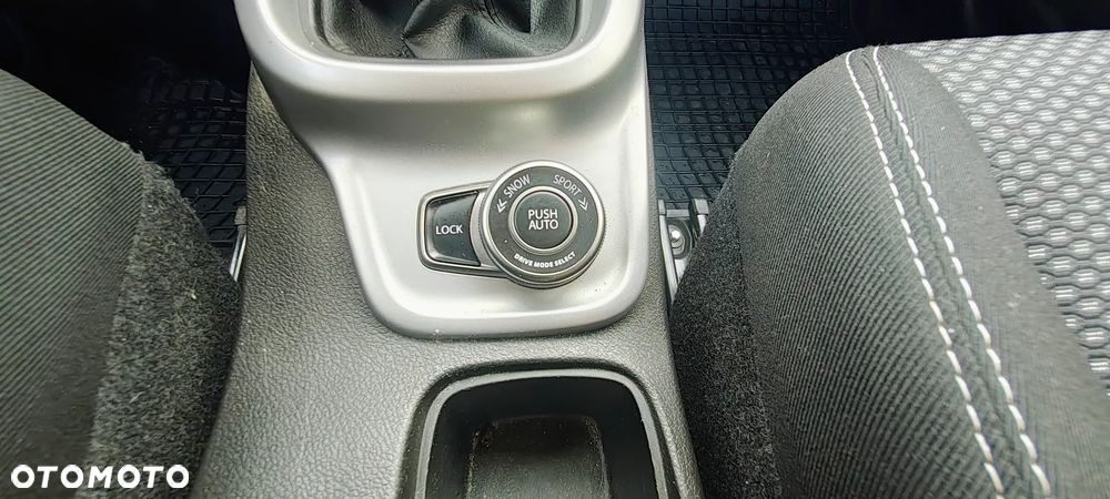 Suzuki Vitara 1.6 Comfort 4WD - 14