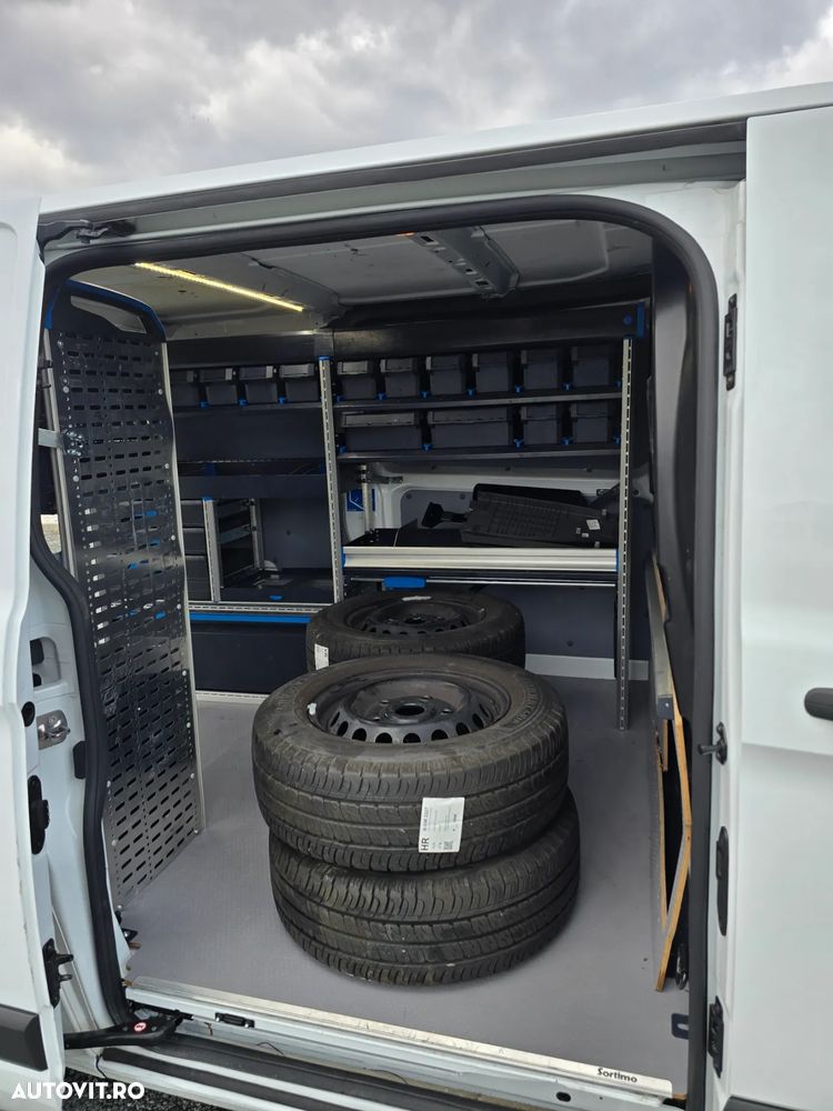 Ford Transit Custom - 8