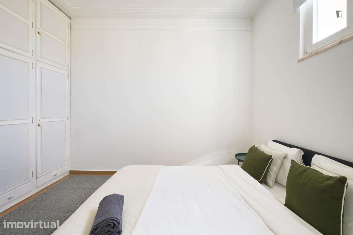 Quarto - localizado em Alameda Lisbon - Grande imagem: 2/42