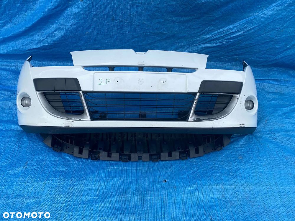 2F Zderzak przód przedni Renault Megane III 3 coupe - 3