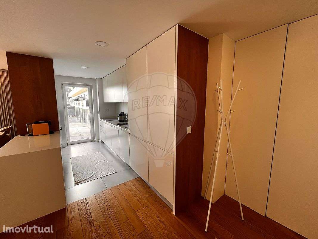 Apartamento T2 para arrendamento - Grande imagem: 2/15