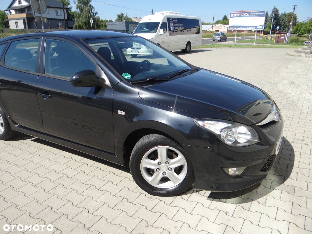 Hyundai i30 1.4 Blue Comfort - 22