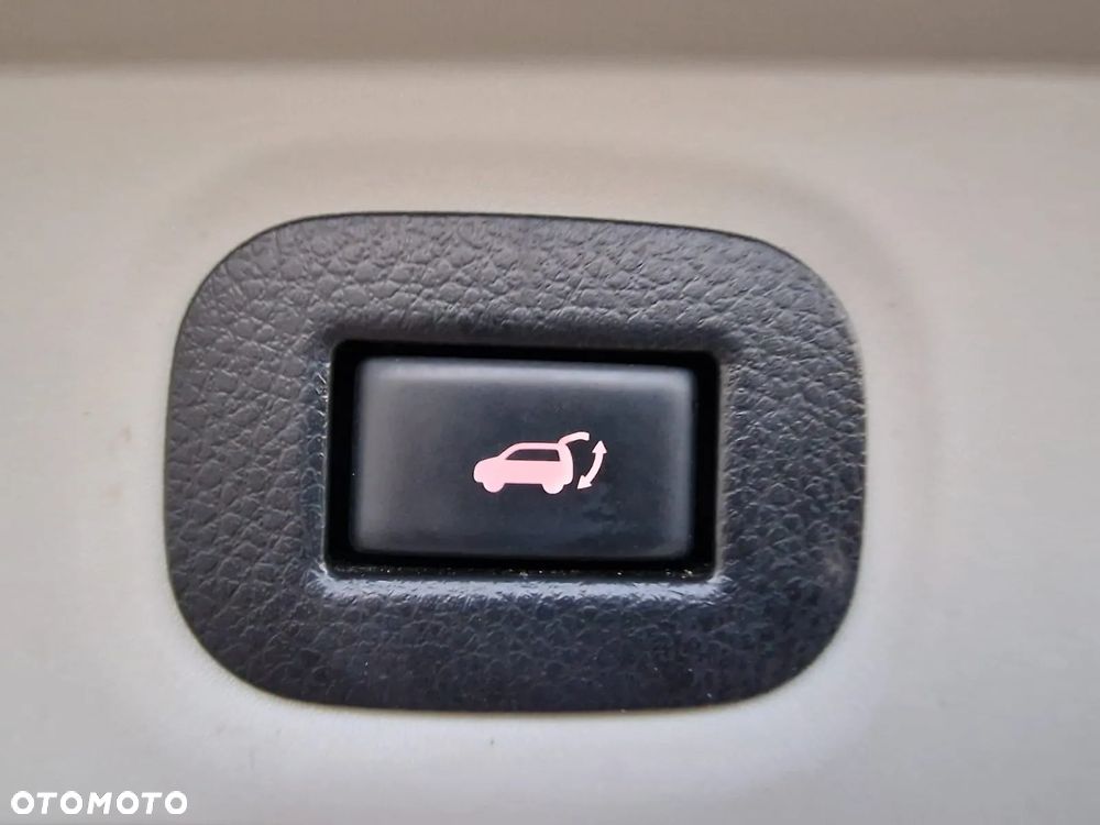 Nissan X-Trail 2.0 dCi Tekna 2WD Xtronic - 22