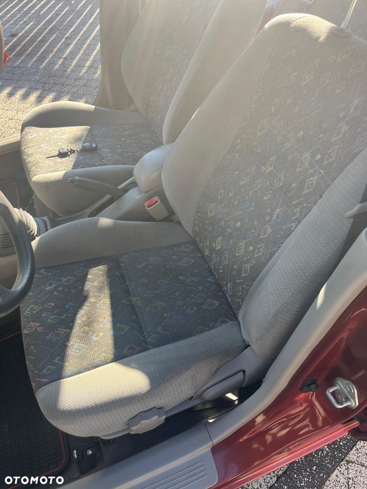 Toyota Corolla 1.4 XLi - 31